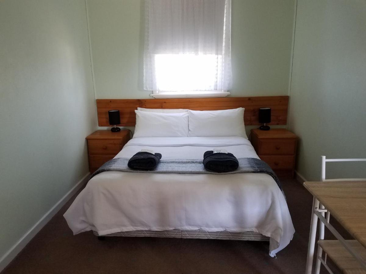 Wimmera Motel Nhill ภายนอก รูปภาพ